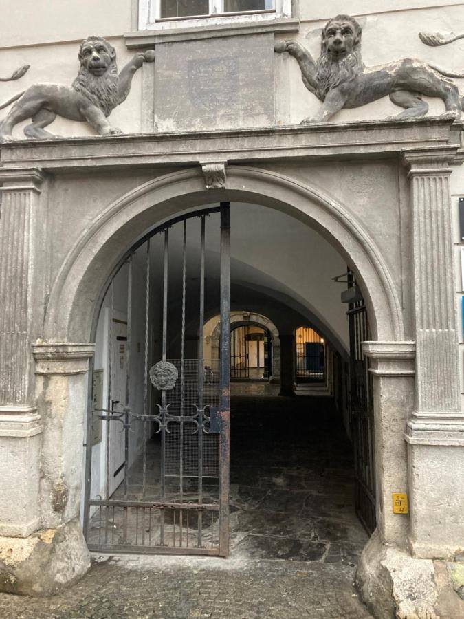 Carillon By Bestchoice - Old City - Self Check-In With Parking Option Graz Dış mekan fotoğraf