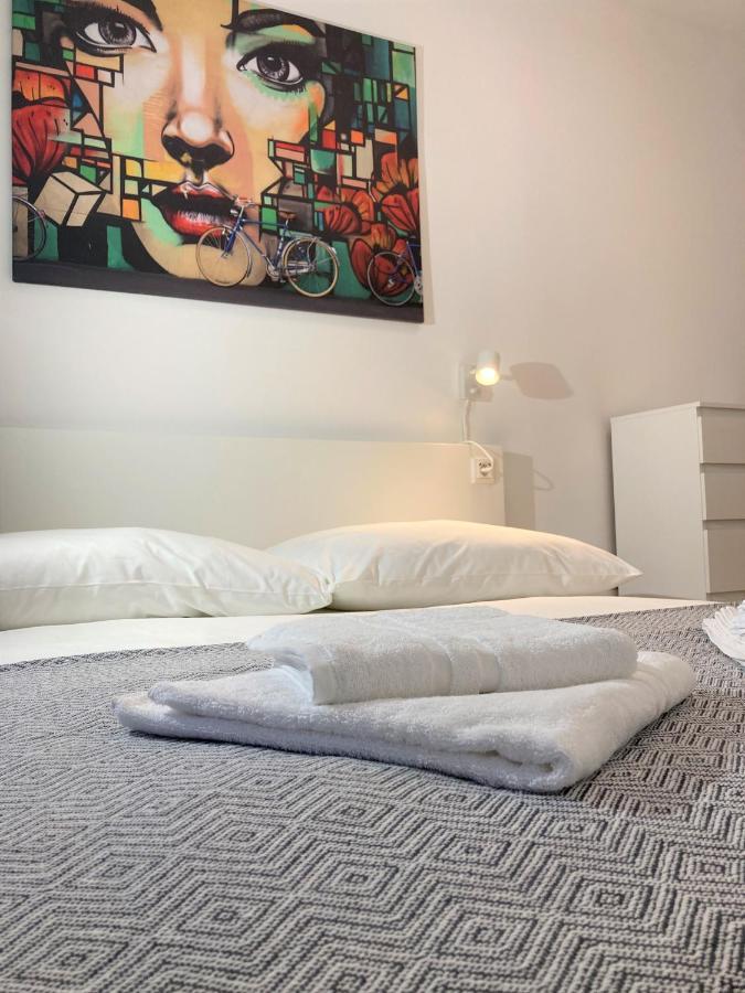 Carillon By Bestchoice - Old City - Self Check-In With Parking Option Graz Dış mekan fotoğraf